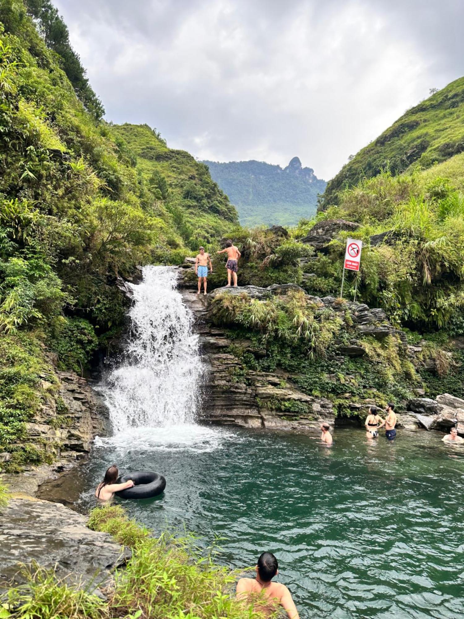 Du Gia Cozy Homestay & Tours Lang Cac Bagian luar foto
